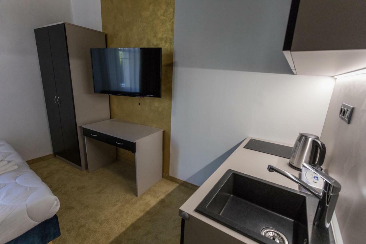 Apart Hotel Golden Apartments Košice Eksteriør bilde