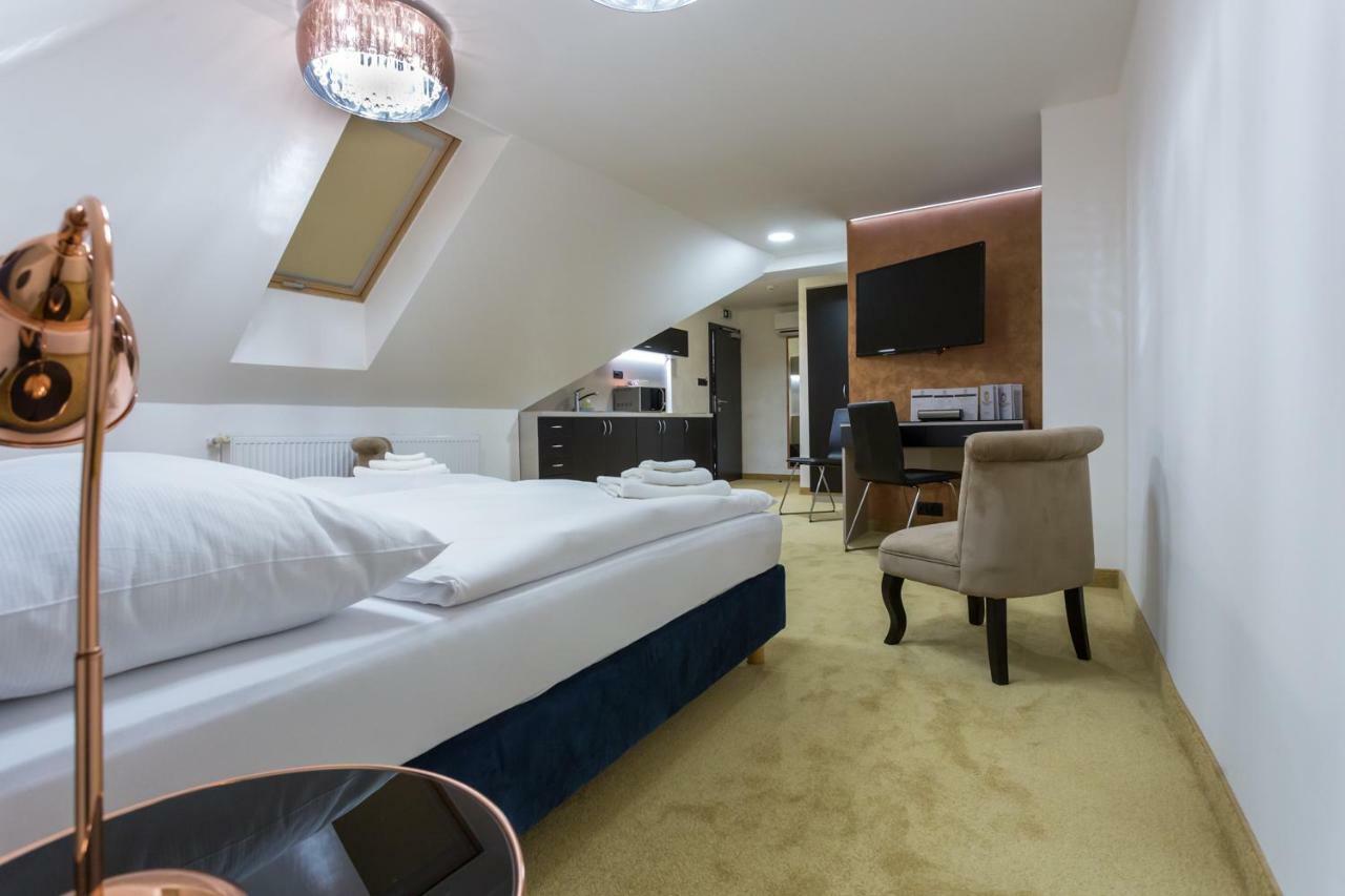Apart Hotel Golden Apartments Košice Eksteriør bilde