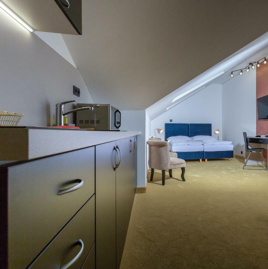 Apart Hotel Golden Apartments Košice Eksteriør bilde