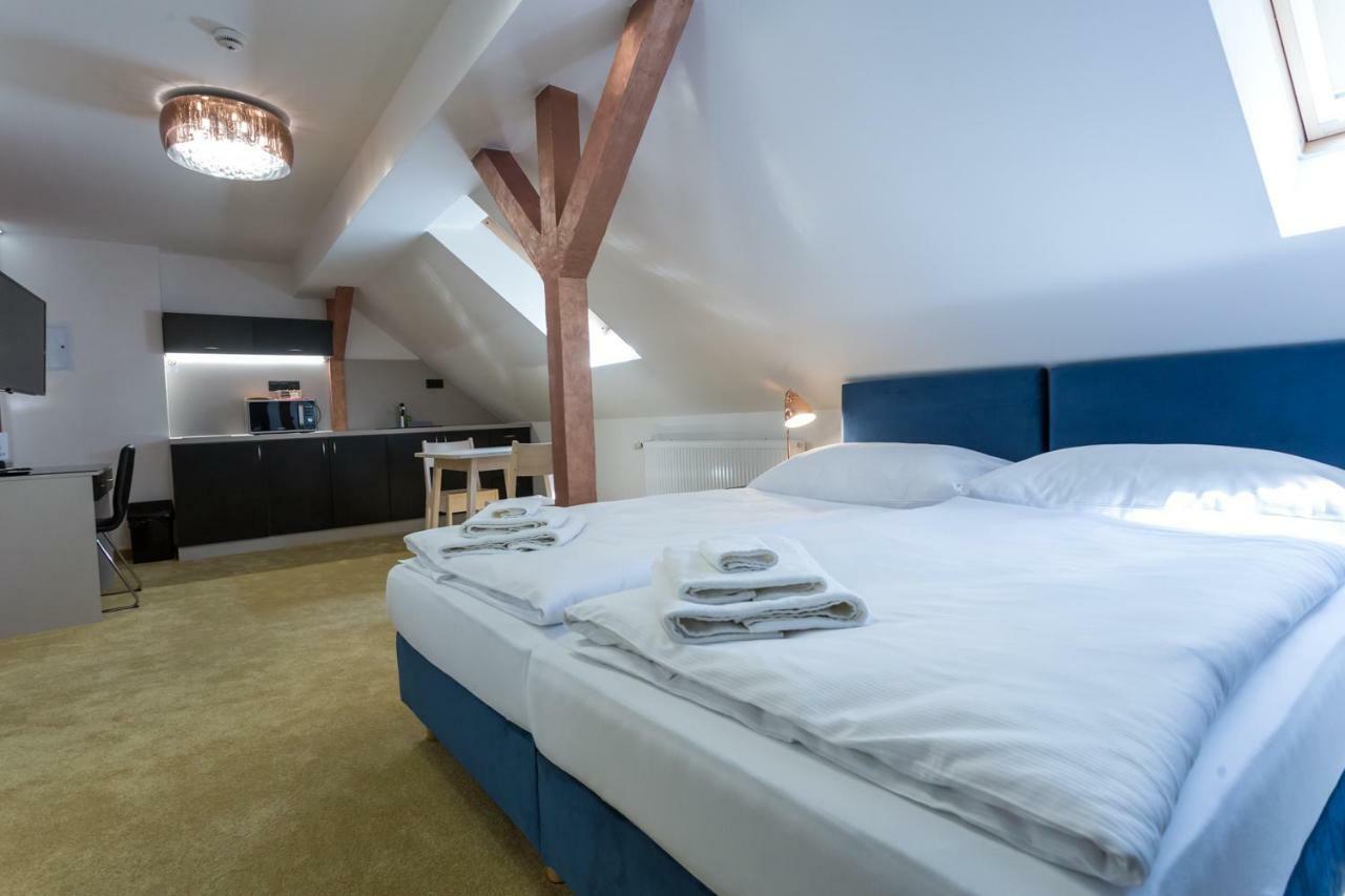 Apart Hotel Golden Apartments Košice Eksteriør bilde