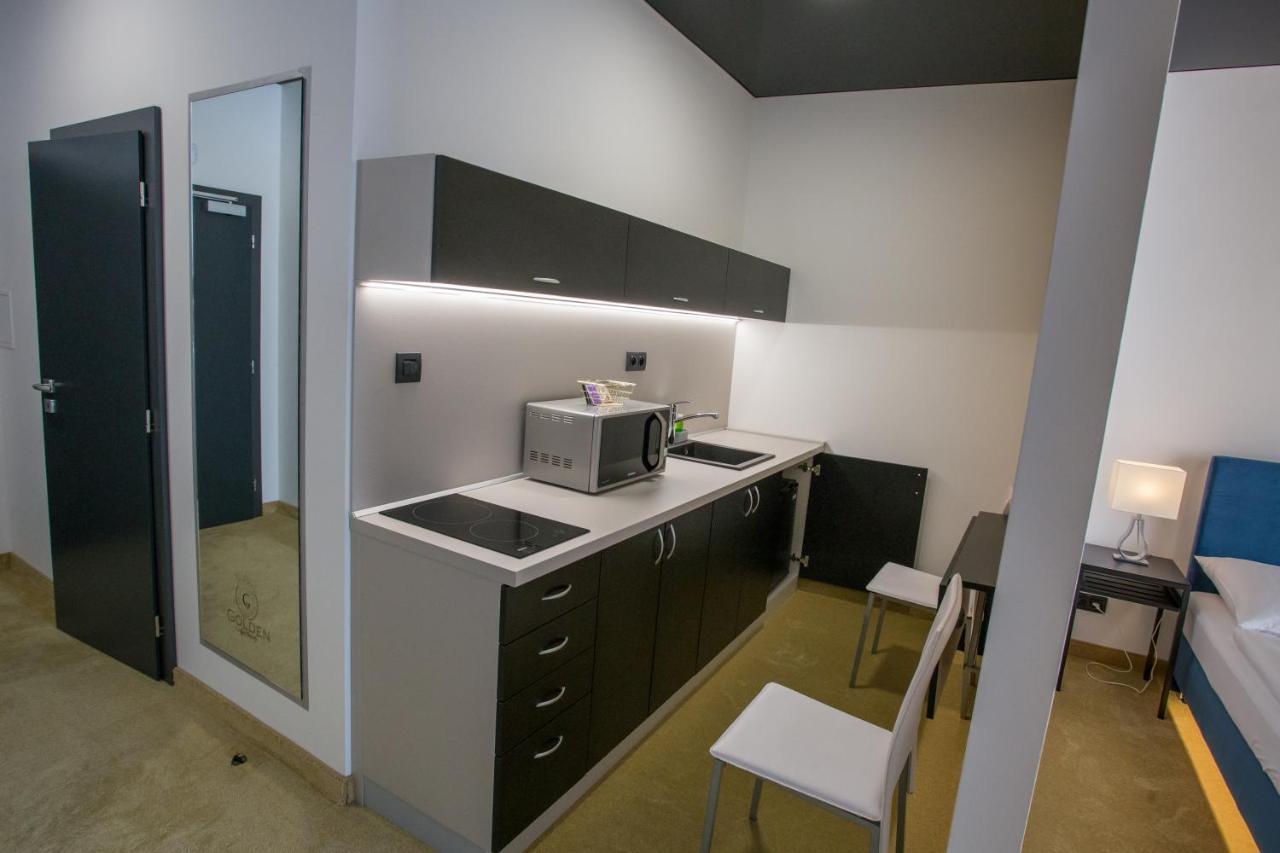 Apart Hotel Golden Apartments Košice Eksteriør bilde